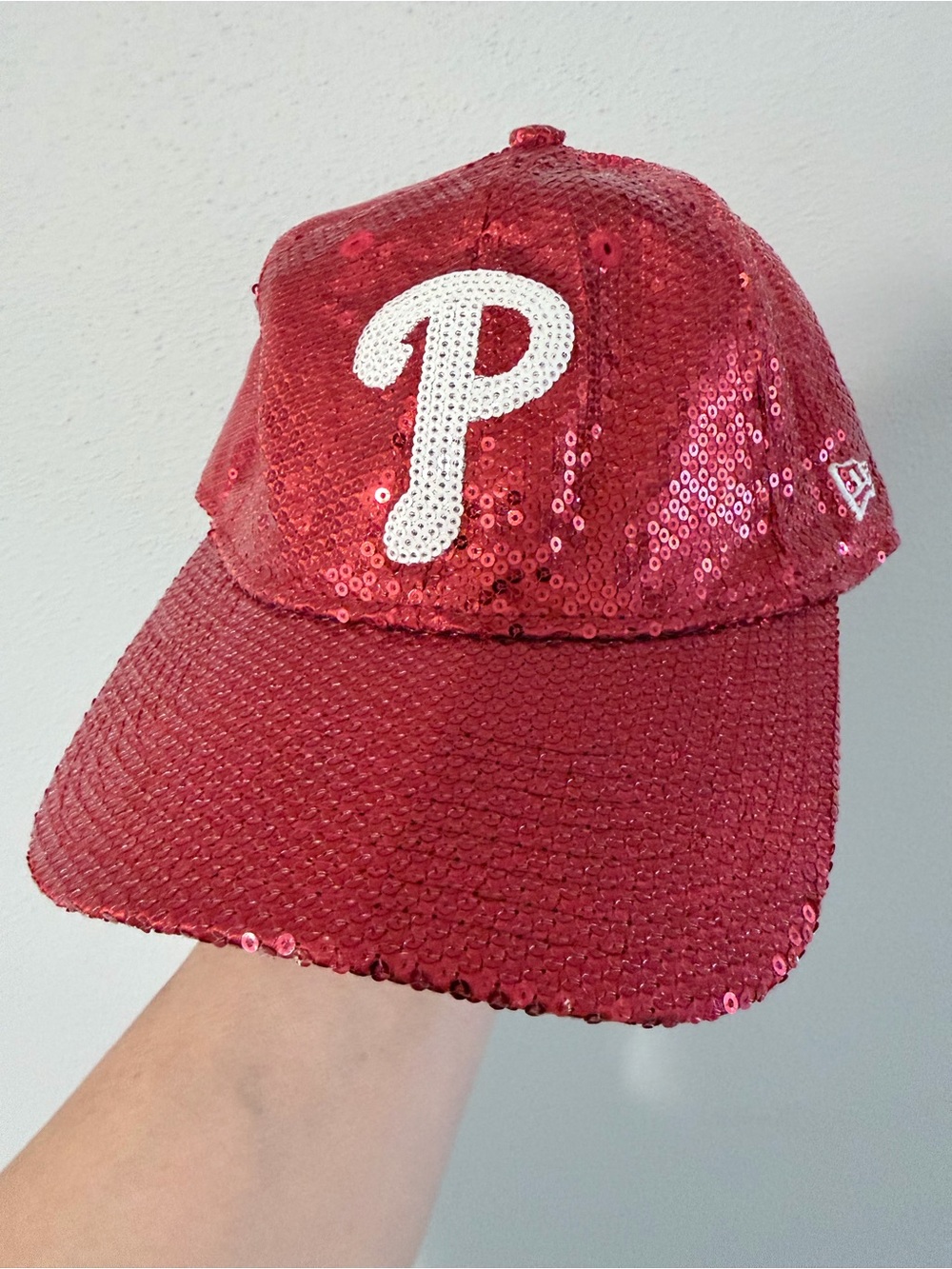Philadelphia Phillies Victoria's Secret Sequin Hat Strapback Women’s PINK‎